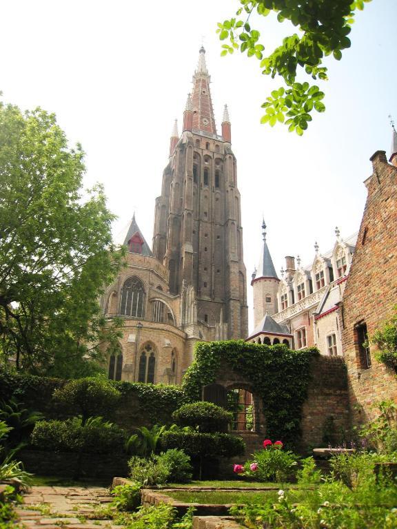 Nuit Blanche Guest house Bruges